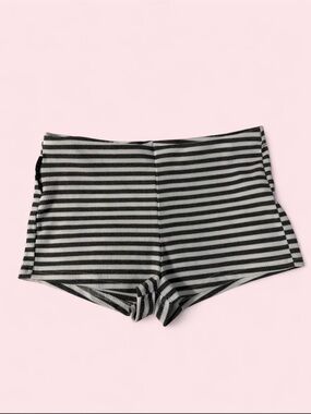 Striped Knit High-Waist Shorts - Grey & White